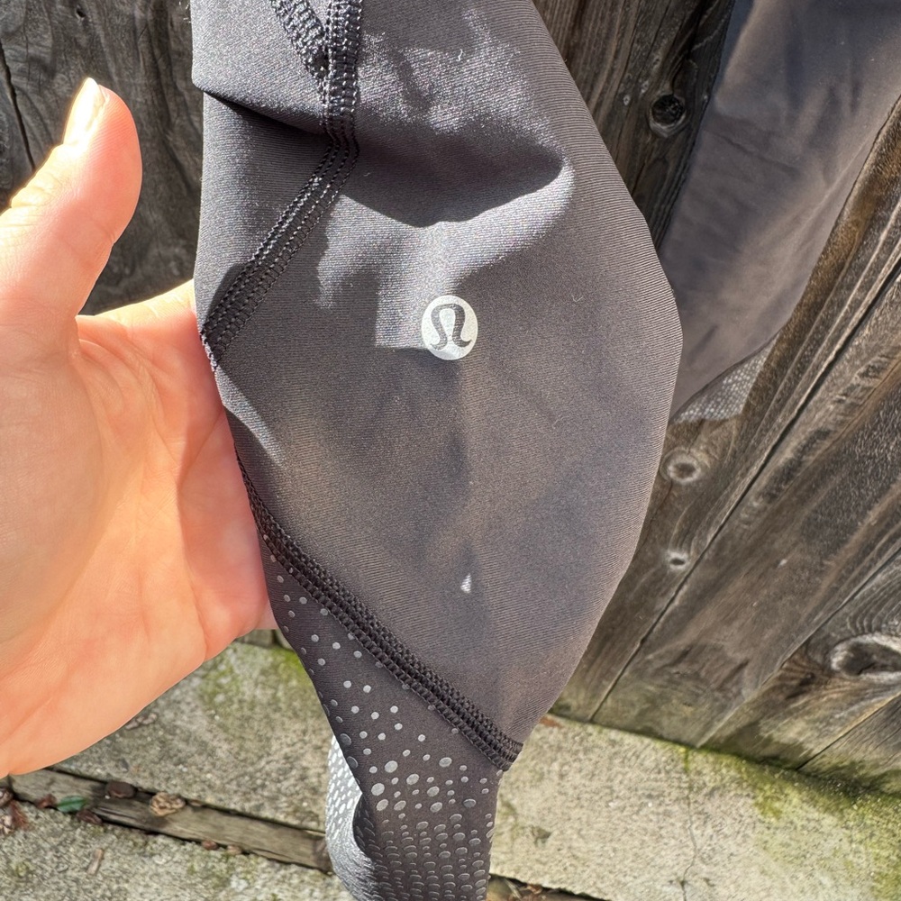 Lululemon Athletica Black Silver Tight Stuff Full Length Reflective Leggings 6 - Picture 6 of 14